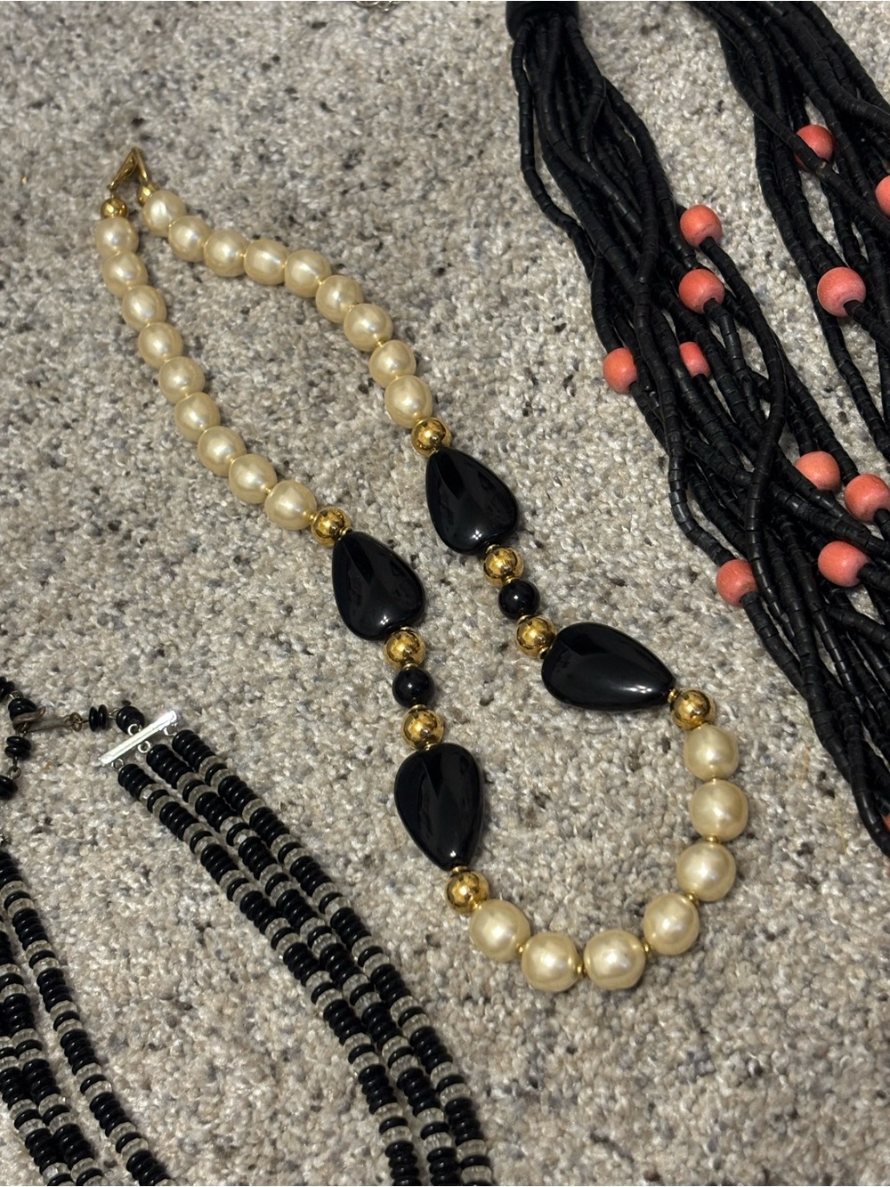 💎 Vintage Napier Beaded Necklace
